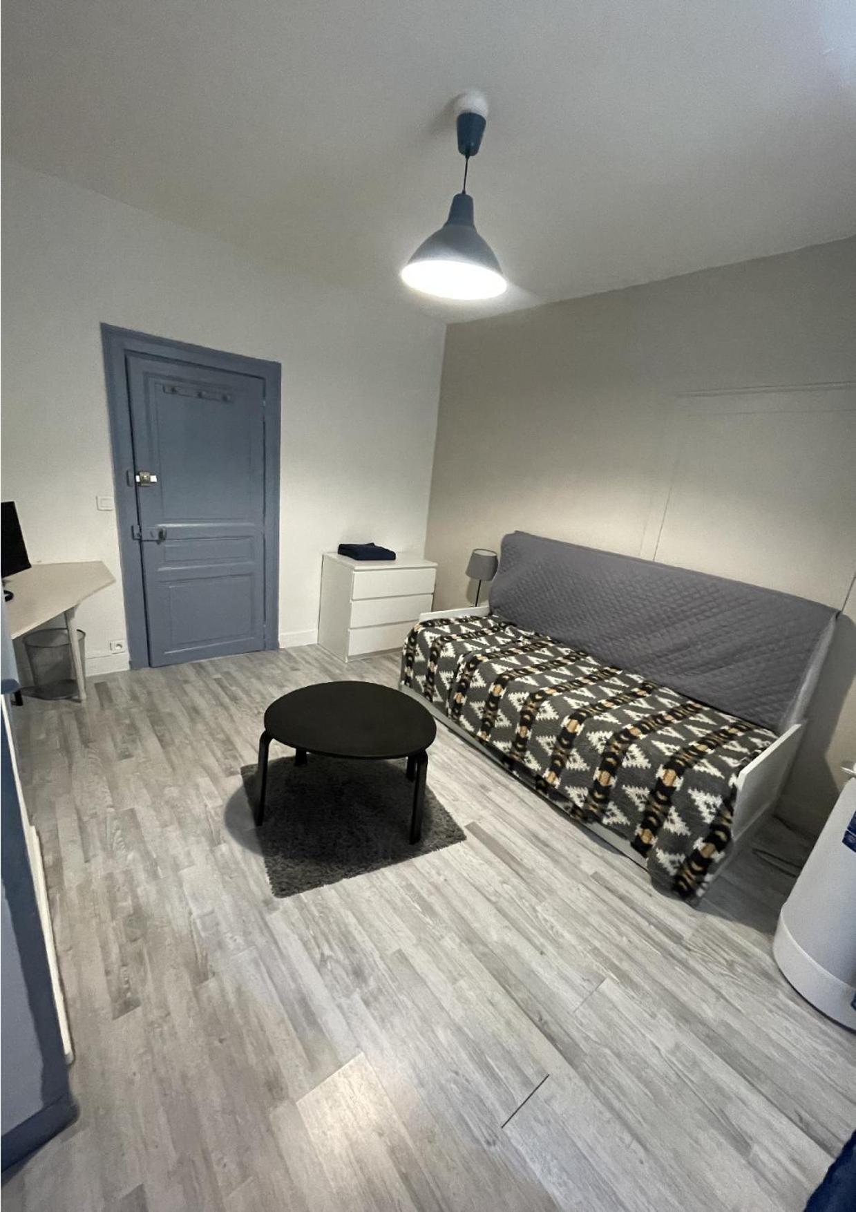 Bienvenu Chez Zazou Lägenhet Limoges Exteriör bild